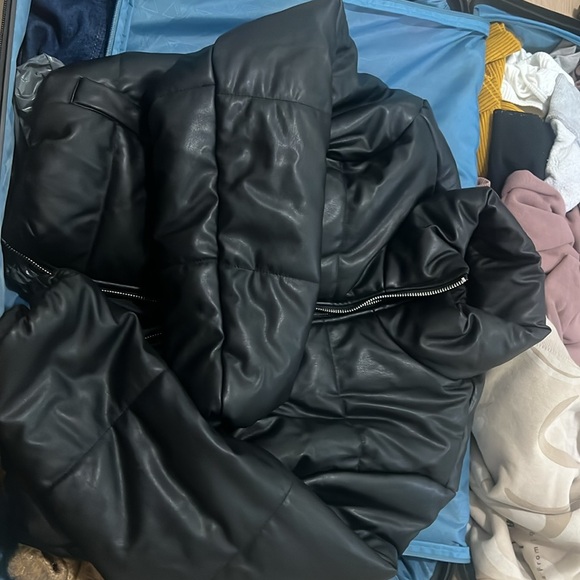 Bomber jacket - Picture 2 of 2